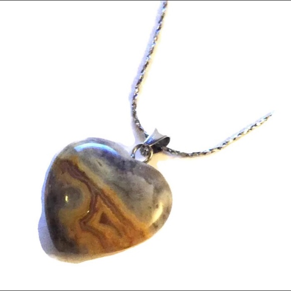 Crazy Lace Agate Heart Necklace - Picture 5 of 9